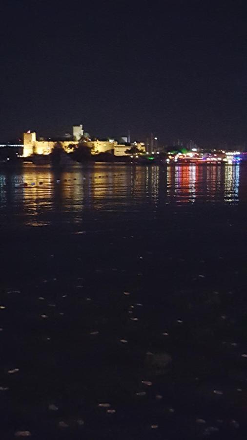 Goekmavi Pansiyon Bodrum Extérieur photo