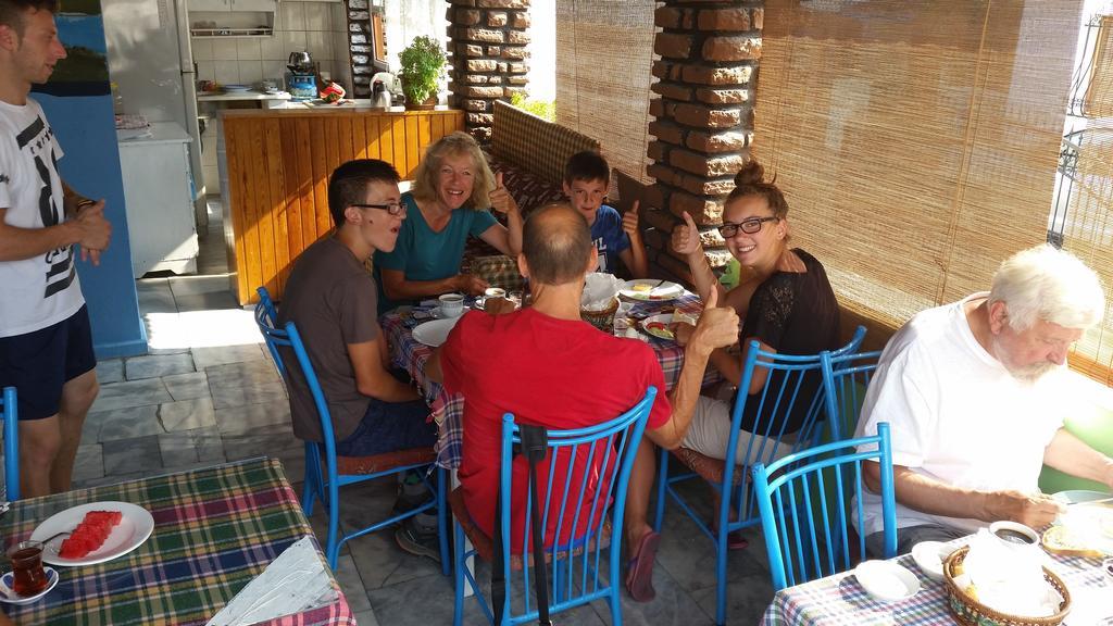 Goekmavi Pansiyon Bodrum Extérieur photo
