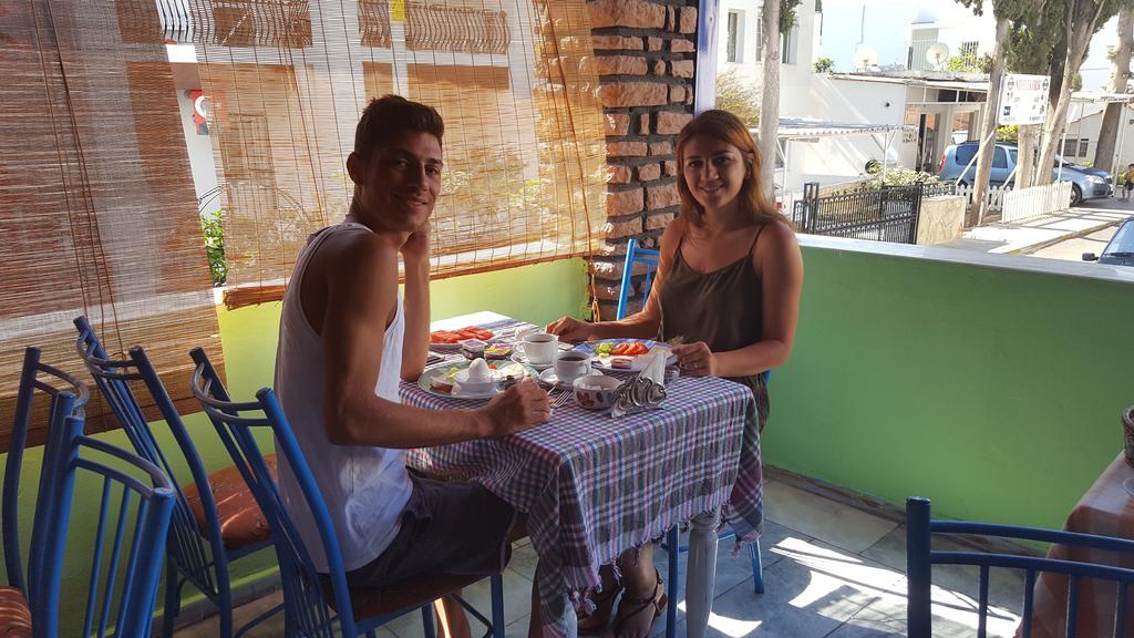 Goekmavi Pansiyon Bodrum Extérieur photo